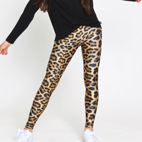 Terez Other - TEREZ NWT girls leopard cheetah animal print size medium leggings